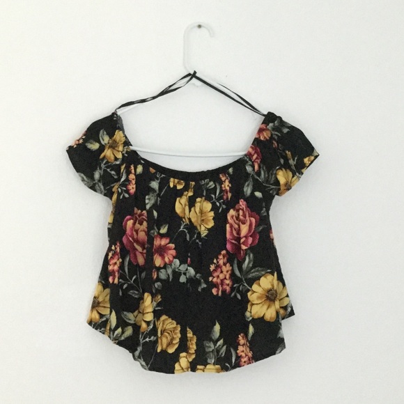 NWOT Forever 21 Floral Off The Shoulder Top - Picture 2 of 3
